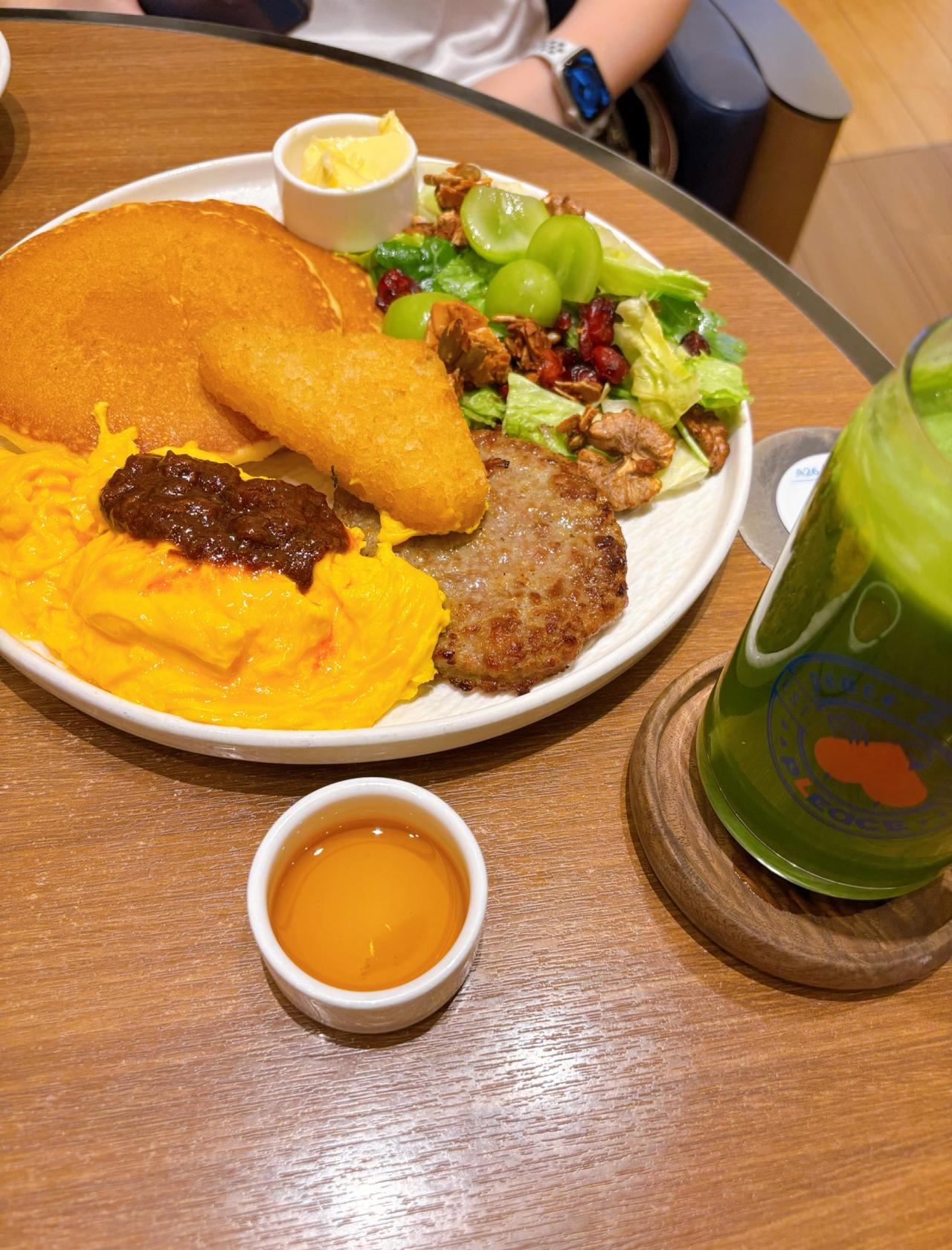 不用去港澳，广州有M记绝版热香饼！！！
📍广州 pLeace必乐时(天环广场店
