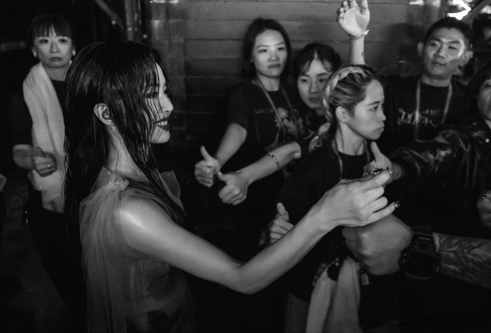 蔡依林能在鸟巢开演唱会，估计她这辈子会终生难忘的！鸟巢的夜是Jolin的光，今晚