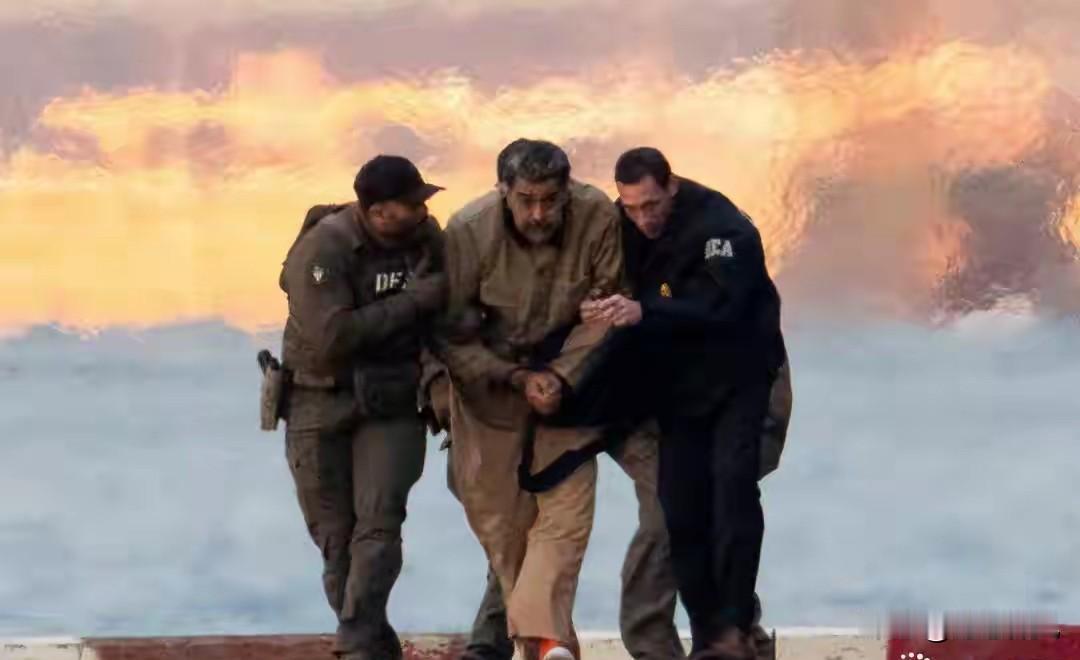 英国卫报披露惊人内幕：马杜罗被捕前，副总统和她的兄弟暗通美国。
 
谁能想到，委