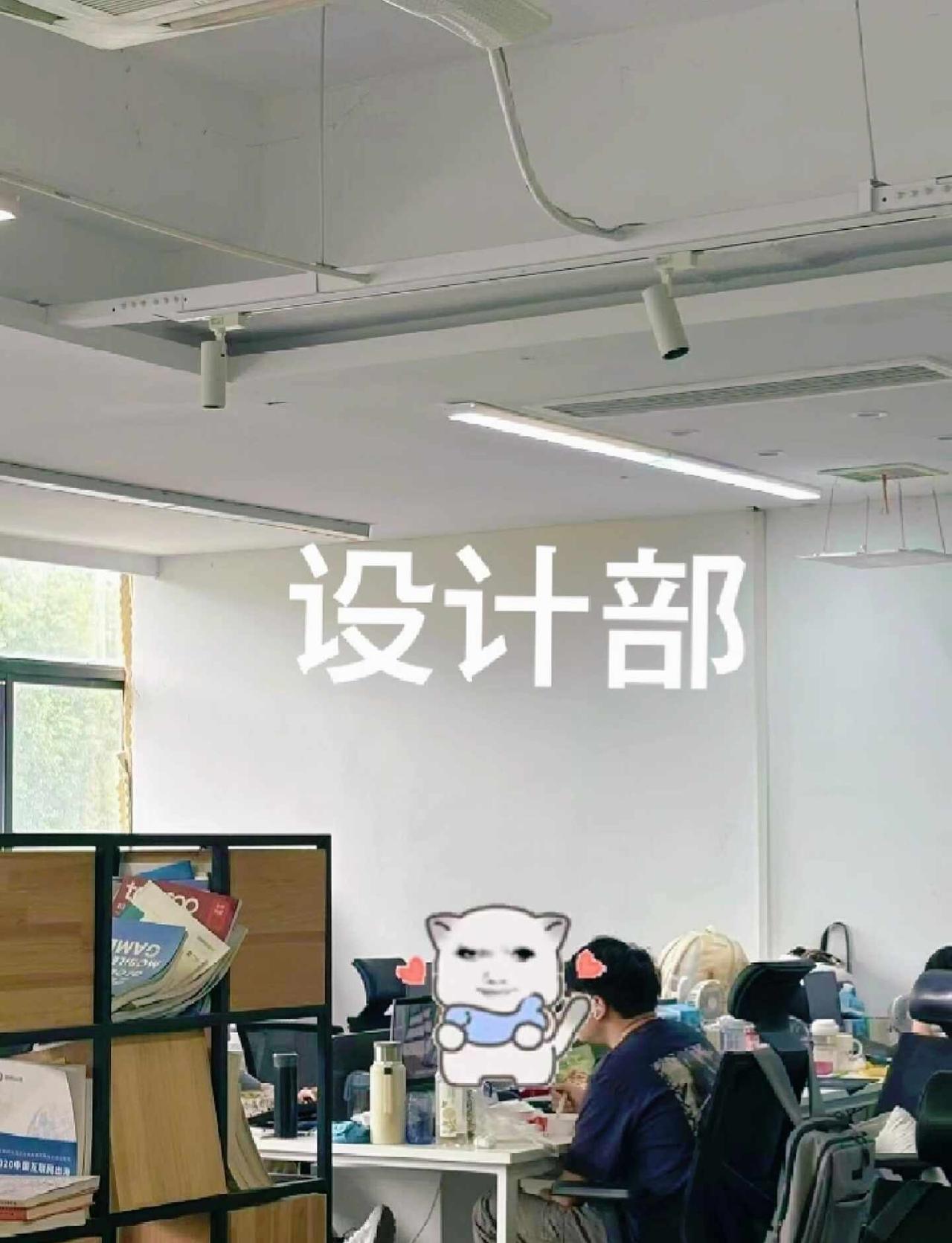 带了一个不熟悉PS的美工，好崩溃啊！
新来的同事连图层蒙版都不会
改个文字找了半