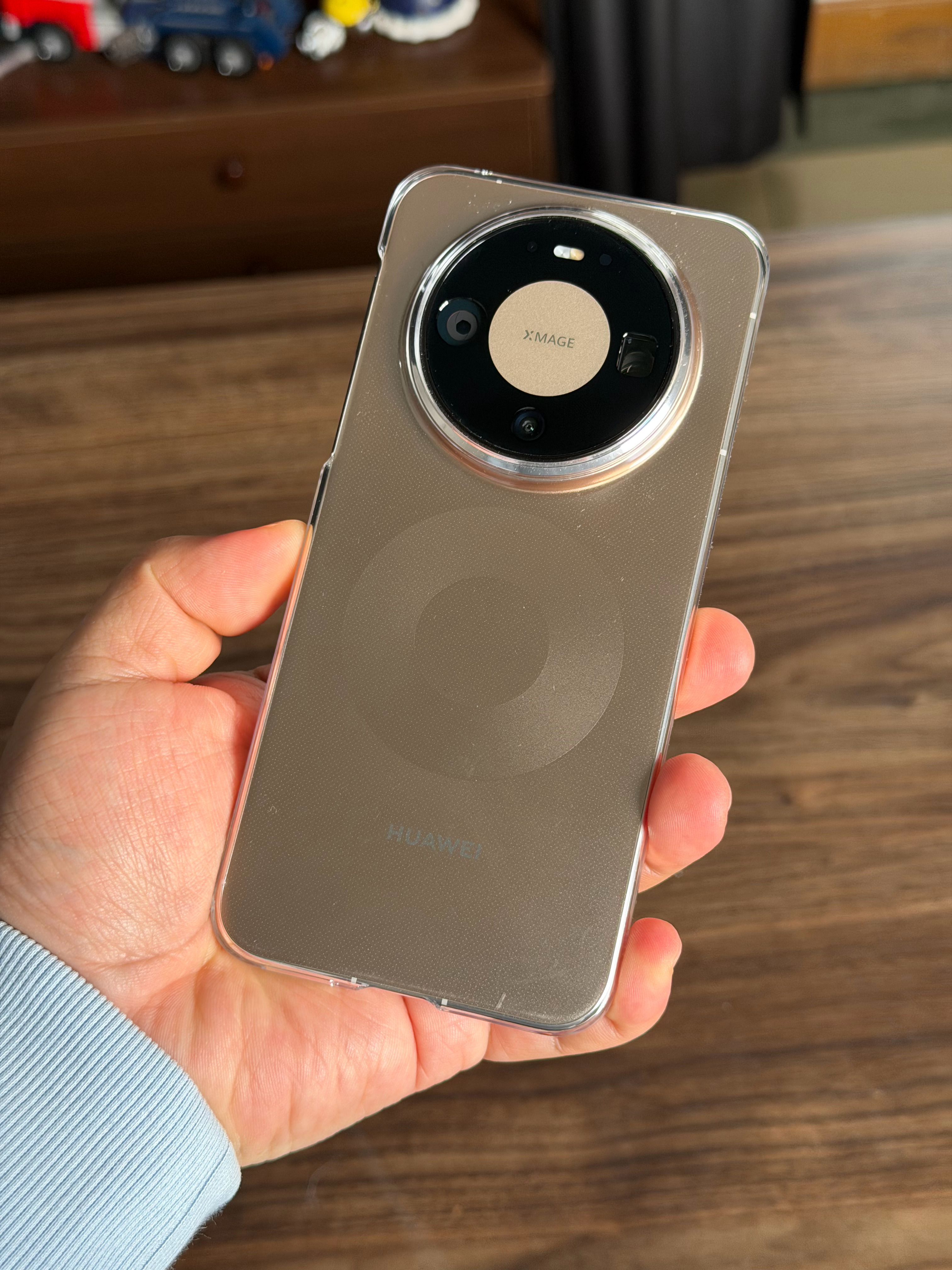 数码圈麒麟重生翻唱火了现在的数码博主卷到离谱！不仅得是懂参数、拆机型的搞机大神，