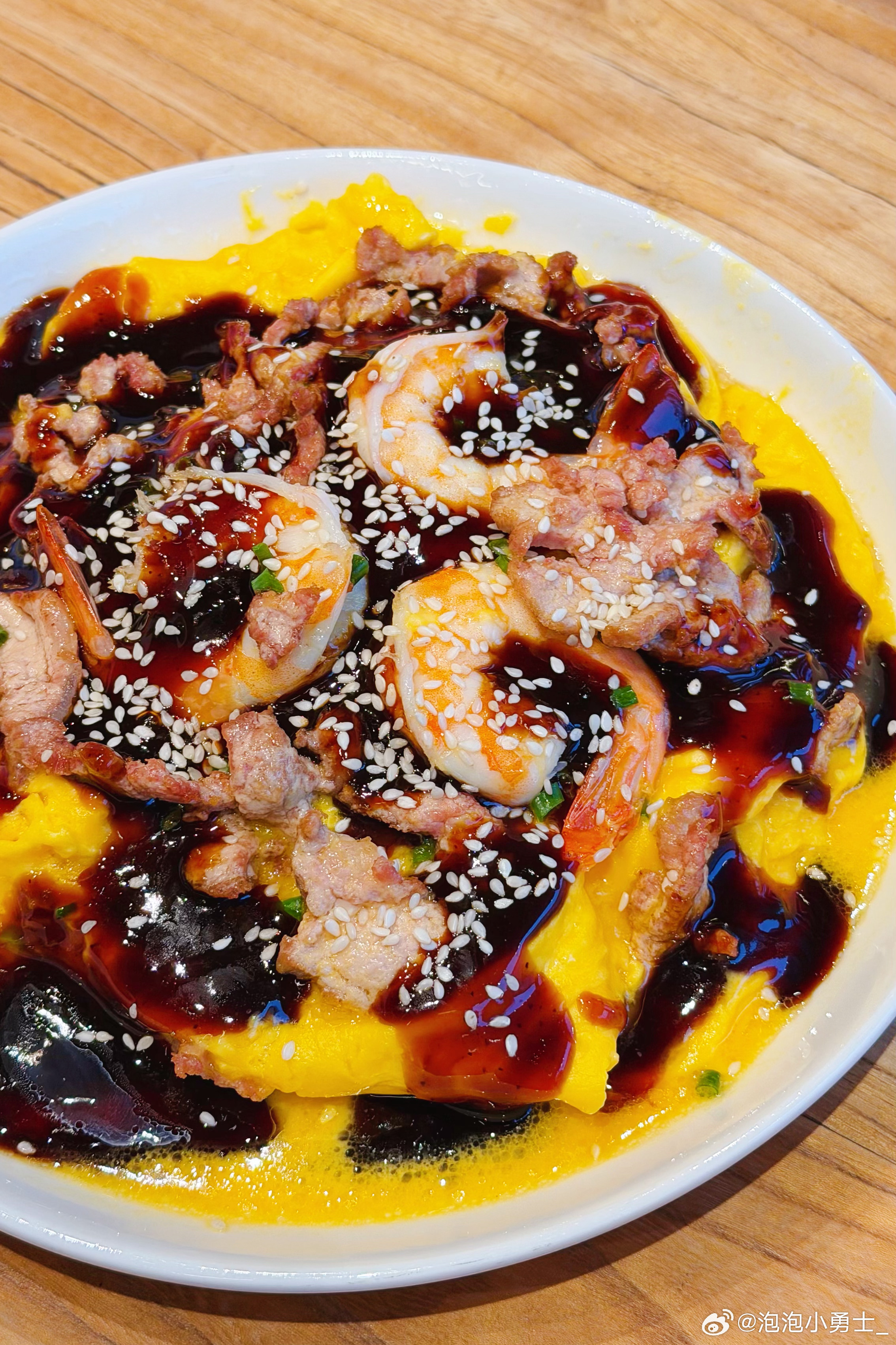 白天：饥饿是美丽的开始晚上：人就活一次 