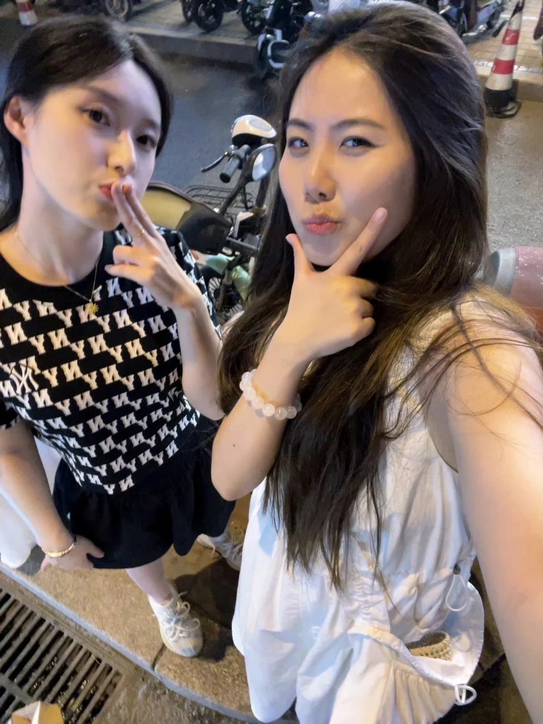 姐妹贴贴