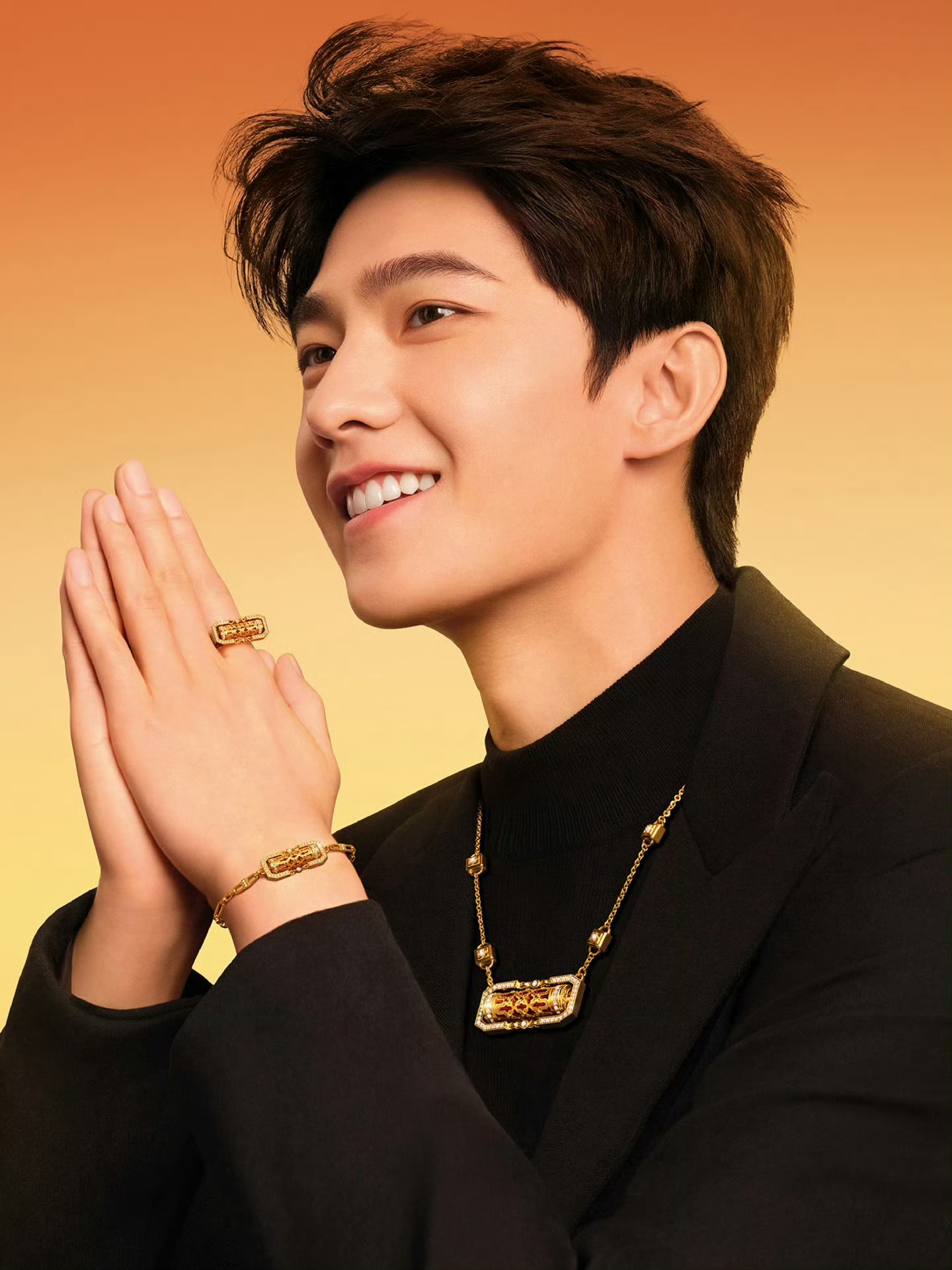 小黑板报 杨洋出任周大福全球品牌代言人 