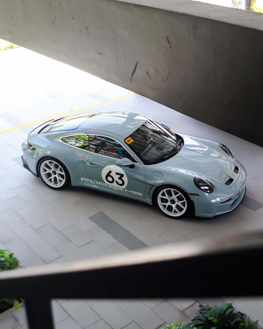 Porsche 992 S/T blue metallic with the h