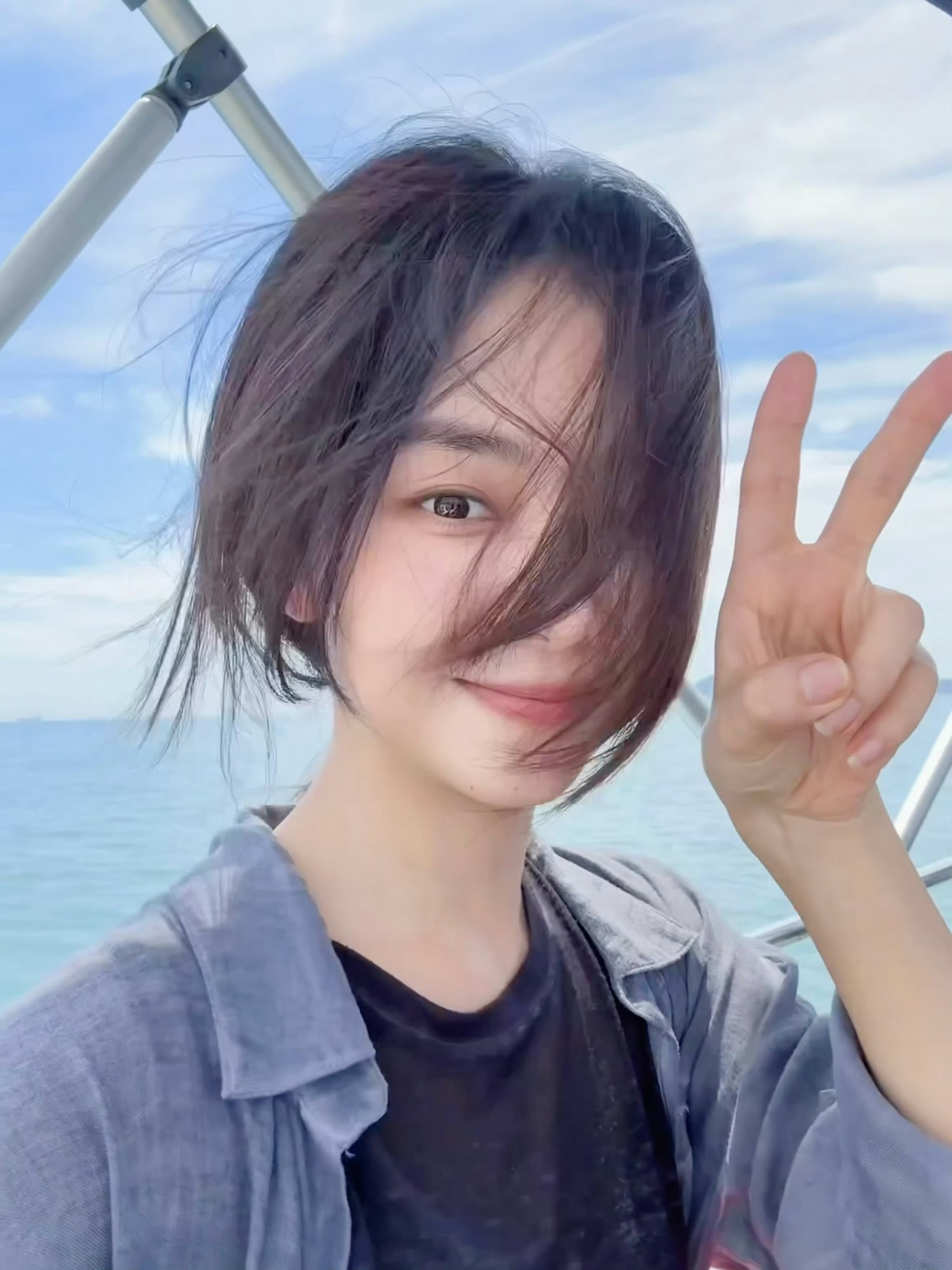 刚刚把欢网和腾讯金币的任务做了一下其实很容易，大家每天拨一点时间就可以帮许兰香添