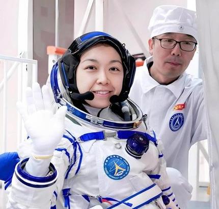 “天宫上有人喊话香港！”神舟二十三号升空第七天，香港首位航天员黎家盈隔空递来破天