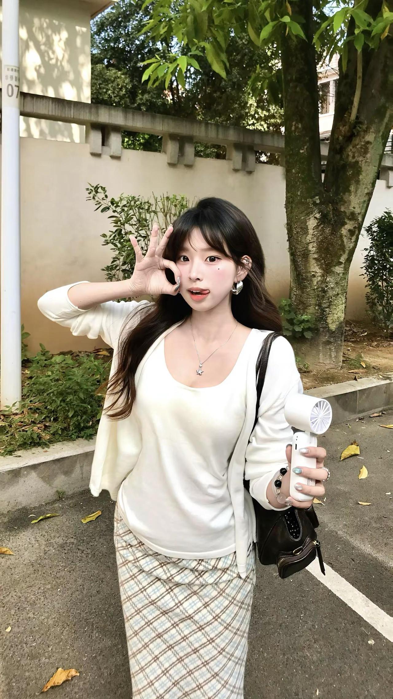 我做了什么都是为了让自己更幸福。ootd 韩系 拍照姿势