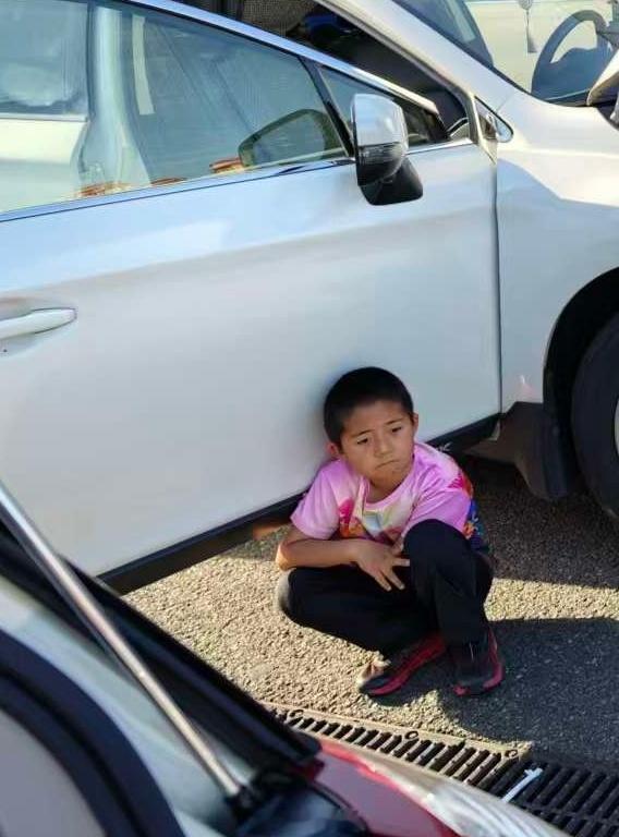 男人喜欢研究车，男孩只能默默承受！当你长大了，就会懂斯巴鲁的魅力！哈哈哈哈哈哈 