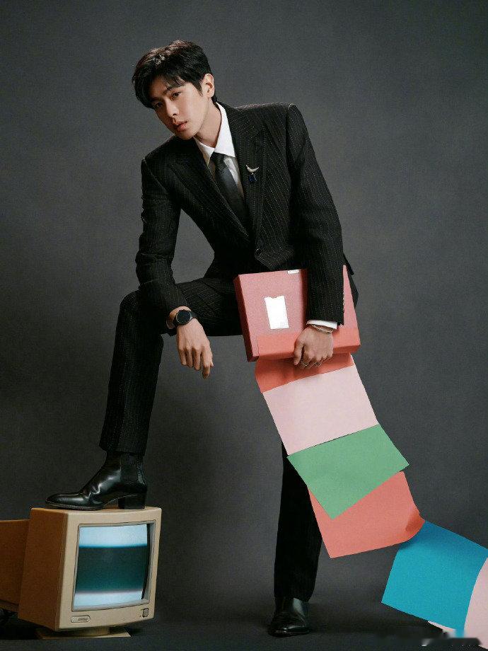 张若昀浪姐隐形男主角乘风2026有的人表面在家，实则在浪姐舞台无处不在，含昀量超