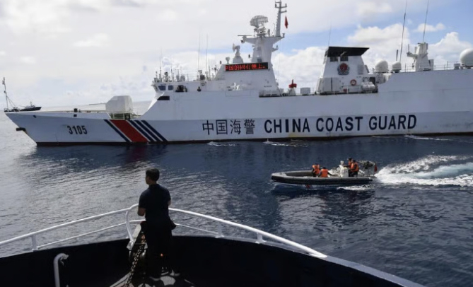 中方海警船人海战术，西方媒体终于有点明白了：可惜为时已晚！彭博社7月30日刊文，