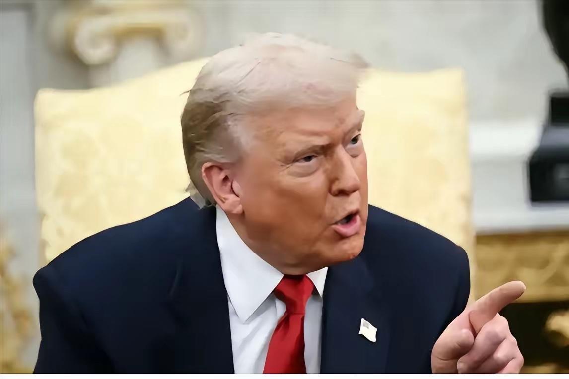 特朗普几乎把美国过去半个世纪的对华政策，骂了个遍。在他的叙事里，中国之所以强大，