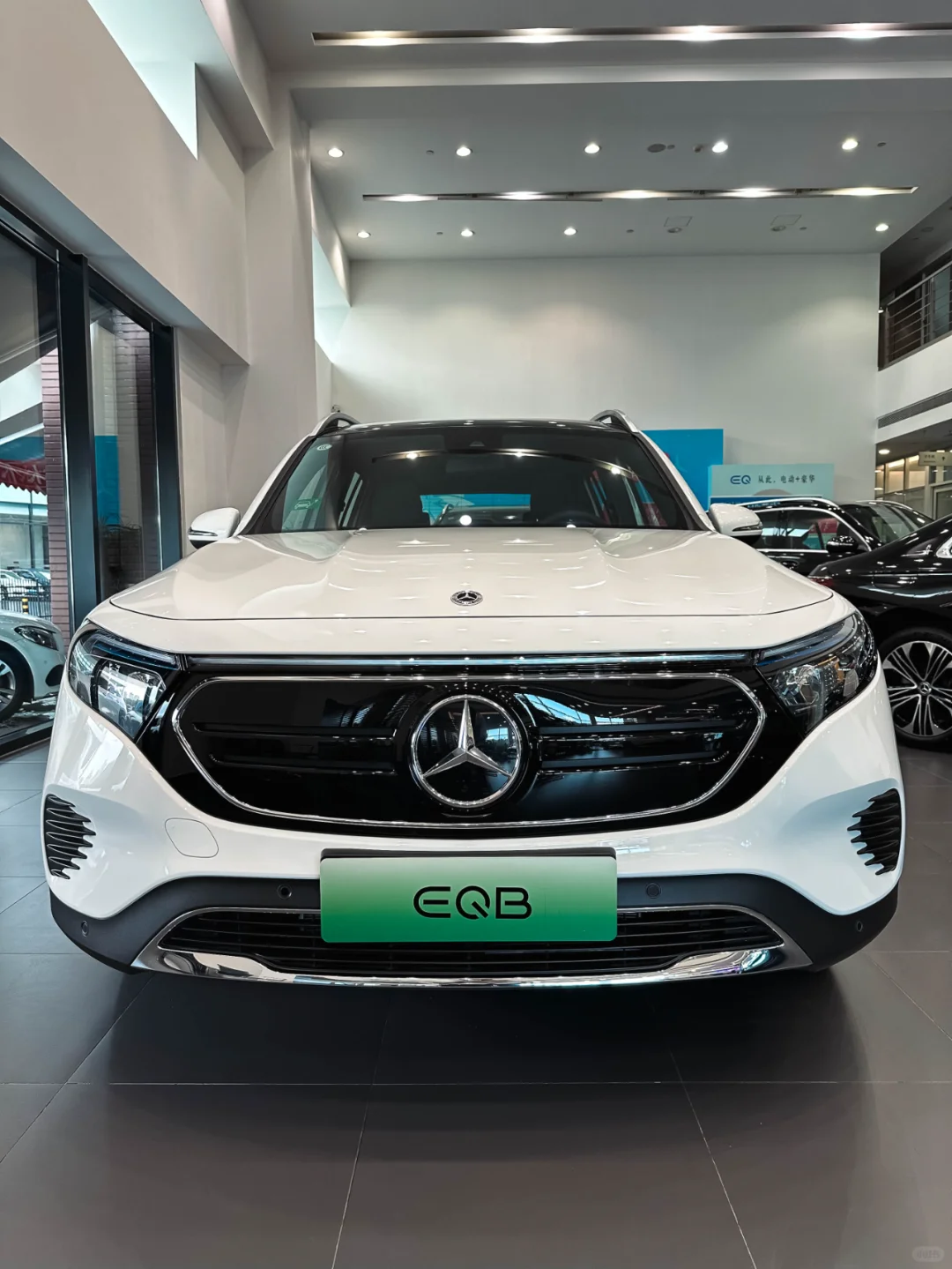 还在纠结什么？该入手一台奔驰纯电EQB了！