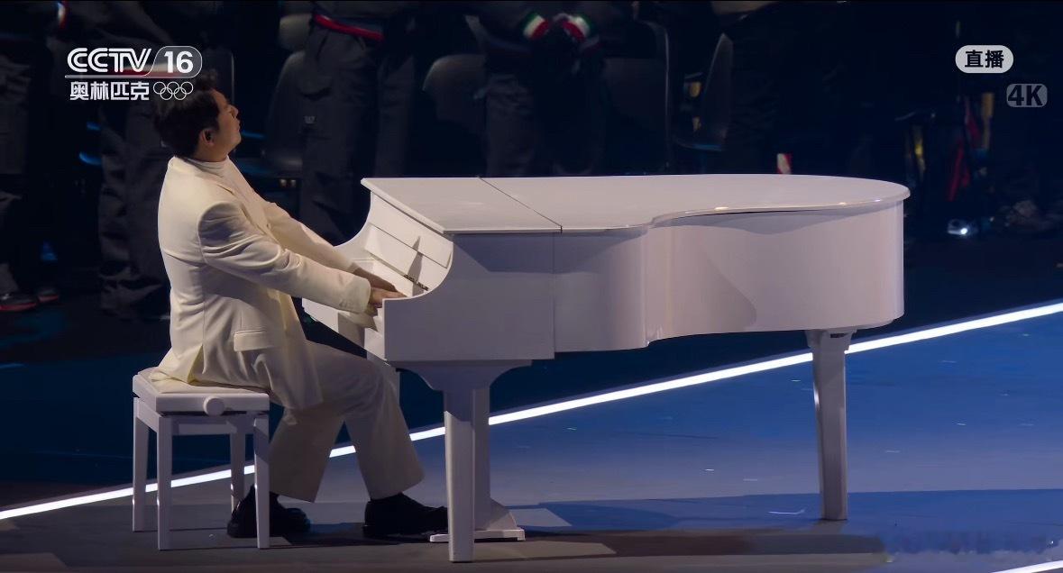 郎朗 权威 米兰冬奥开幕式，郎朗一出手弹琴，弹幕瞬间被“郎朗 权威”刷屏了！从0