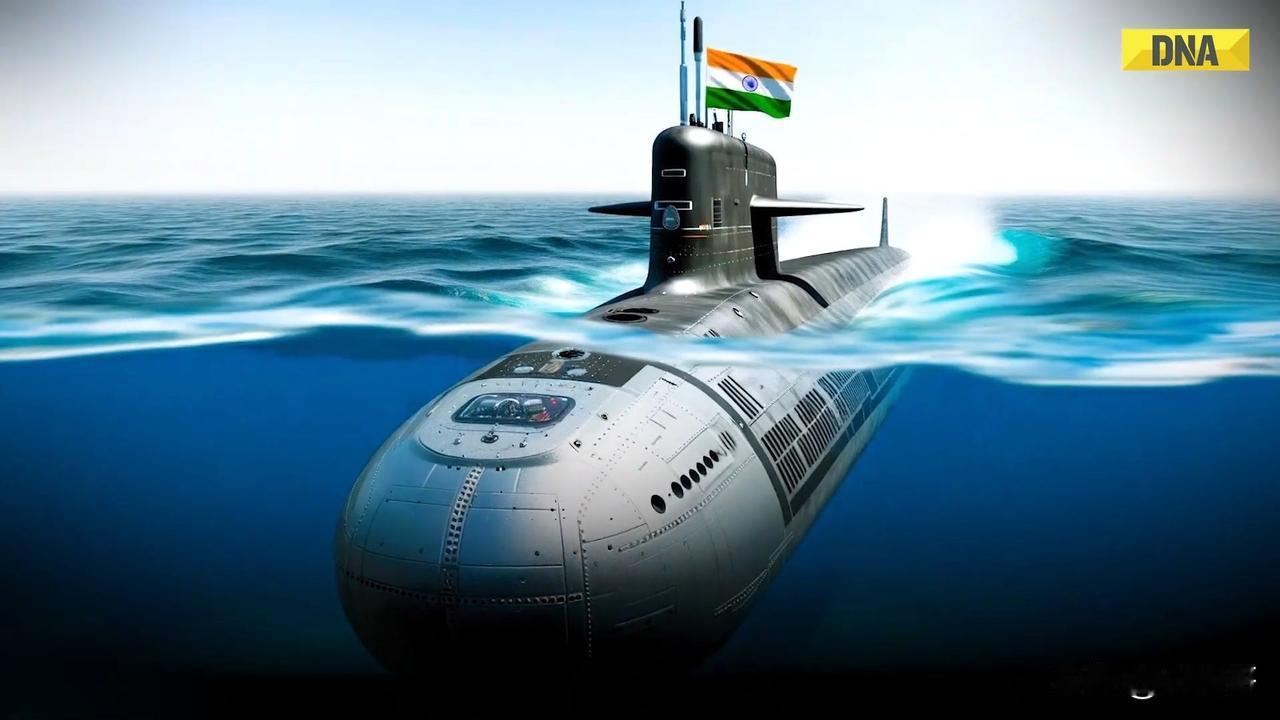 普京访问印度期间，双方再次敲定重磅海军力量提升协议，印度海军将斥资30亿美元，租