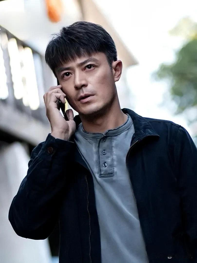 没想到霍建华也拍短剧了，妻子林心如还发文为他做宣传，看来演艺圈的大环境也不好啊！