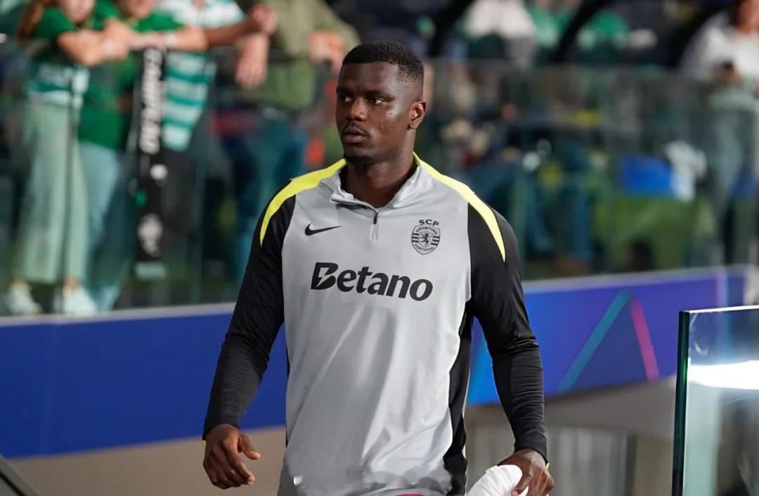 足球转会新闻 官方：葡萄牙体育已经和奥斯马内-迪奥曼德延长了3年合同，并且这名2