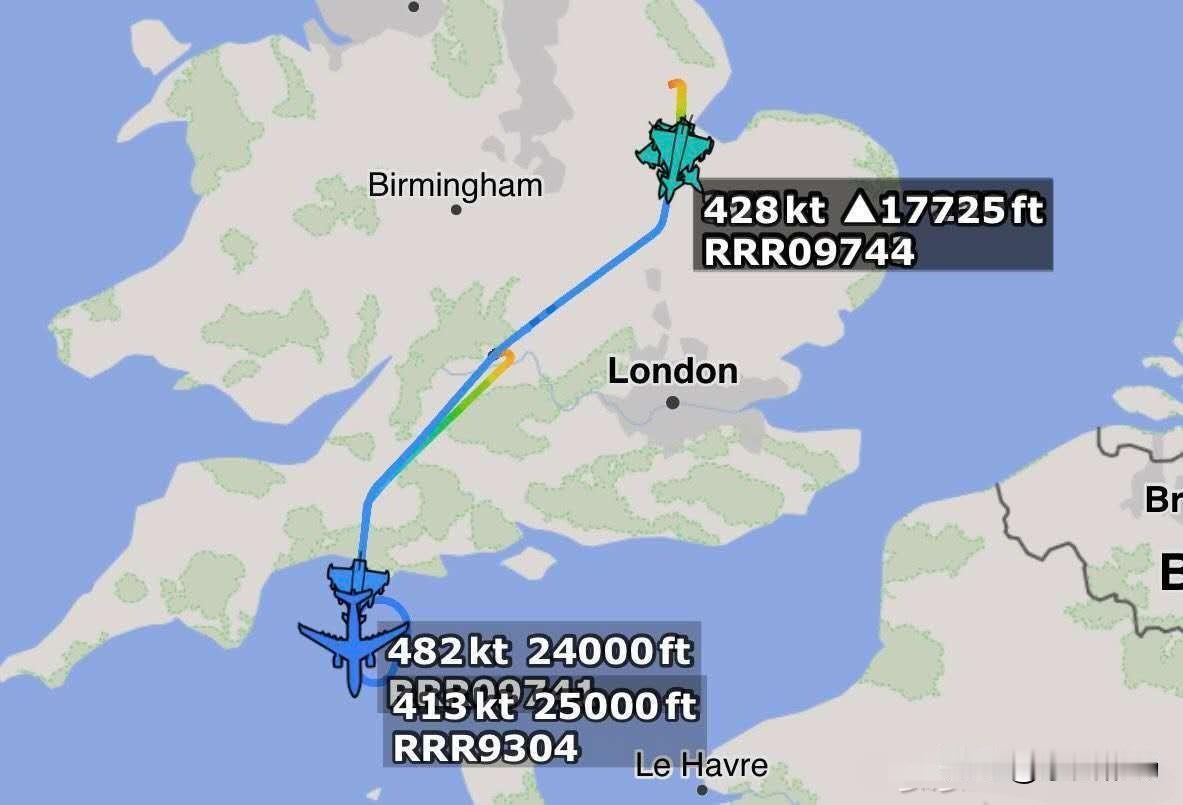 根据英国皇家空军（RAF）官方消息，四架来自RAF Coningsby的台风 F