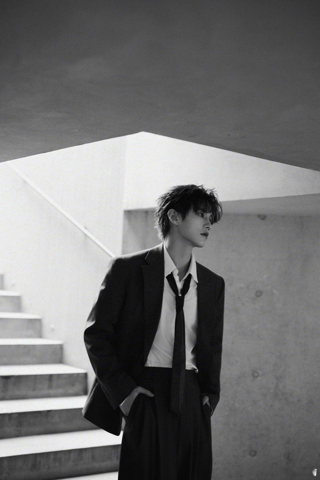 孟子义何与hi6上班路透最新上班路透出炉，俊男美女同框也太般配了吧孟子义何与hi