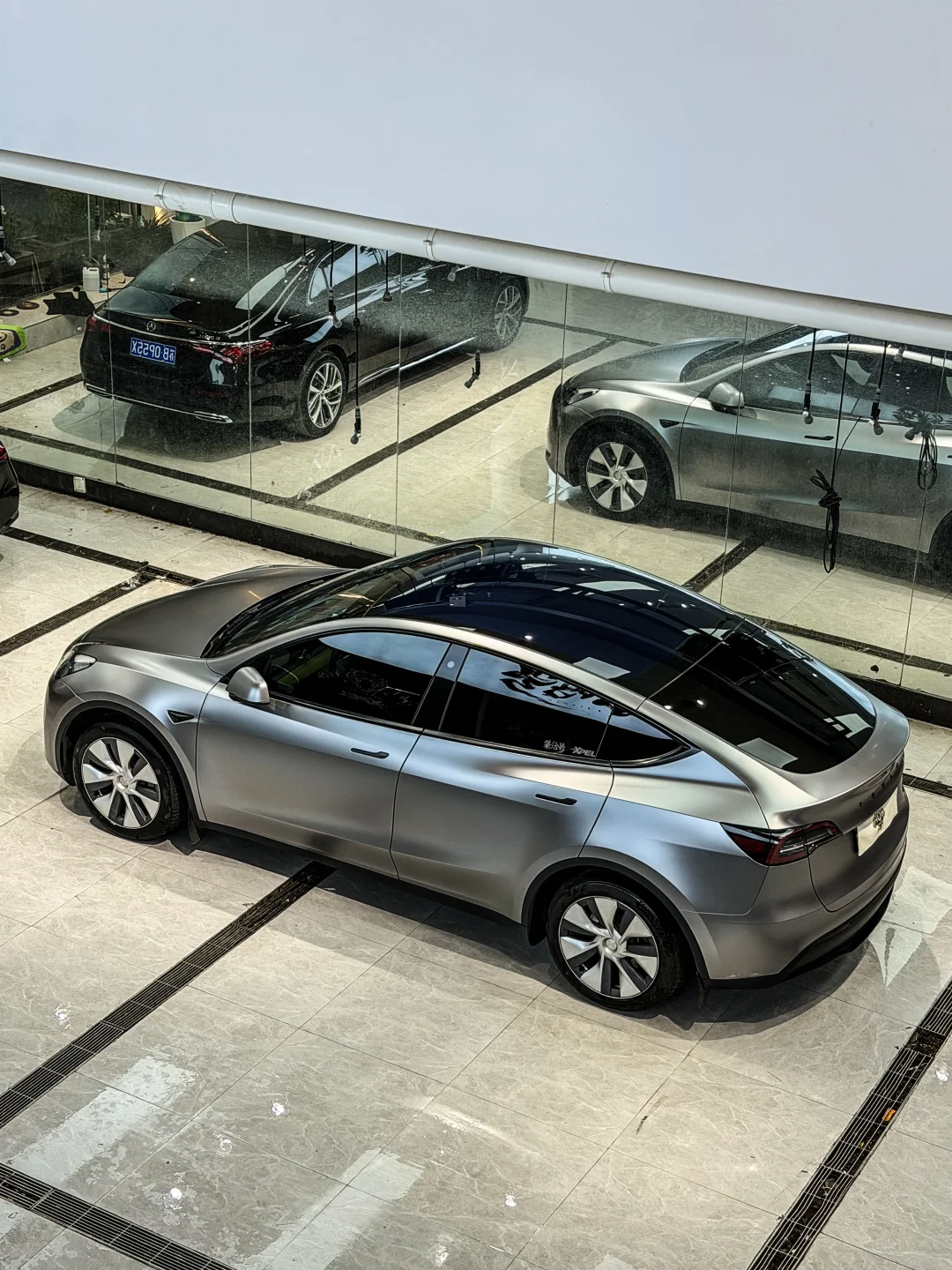 当我的Modely 喜欢超有质感的哑光银