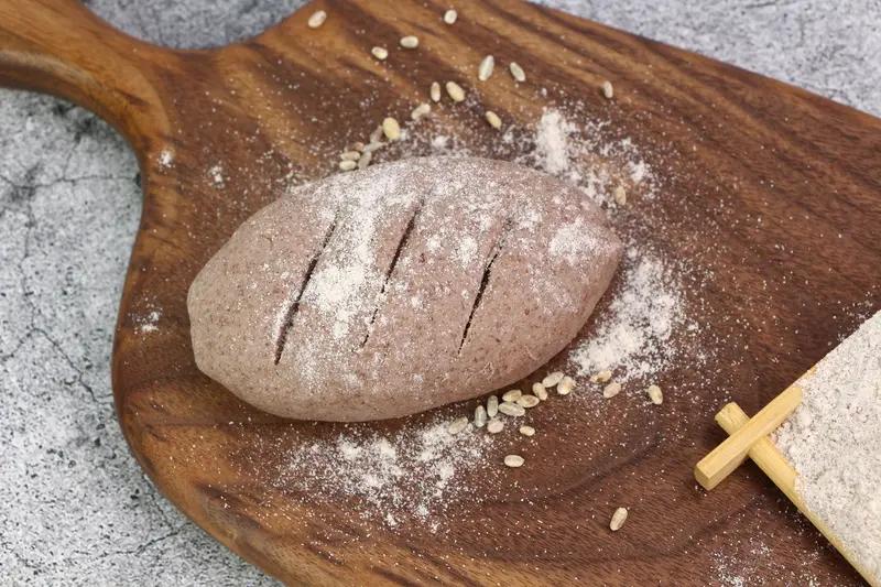 健康食品和口感好的食品，选哪个真是个难题。就说那些打着健康旗号的食品，很多都名不