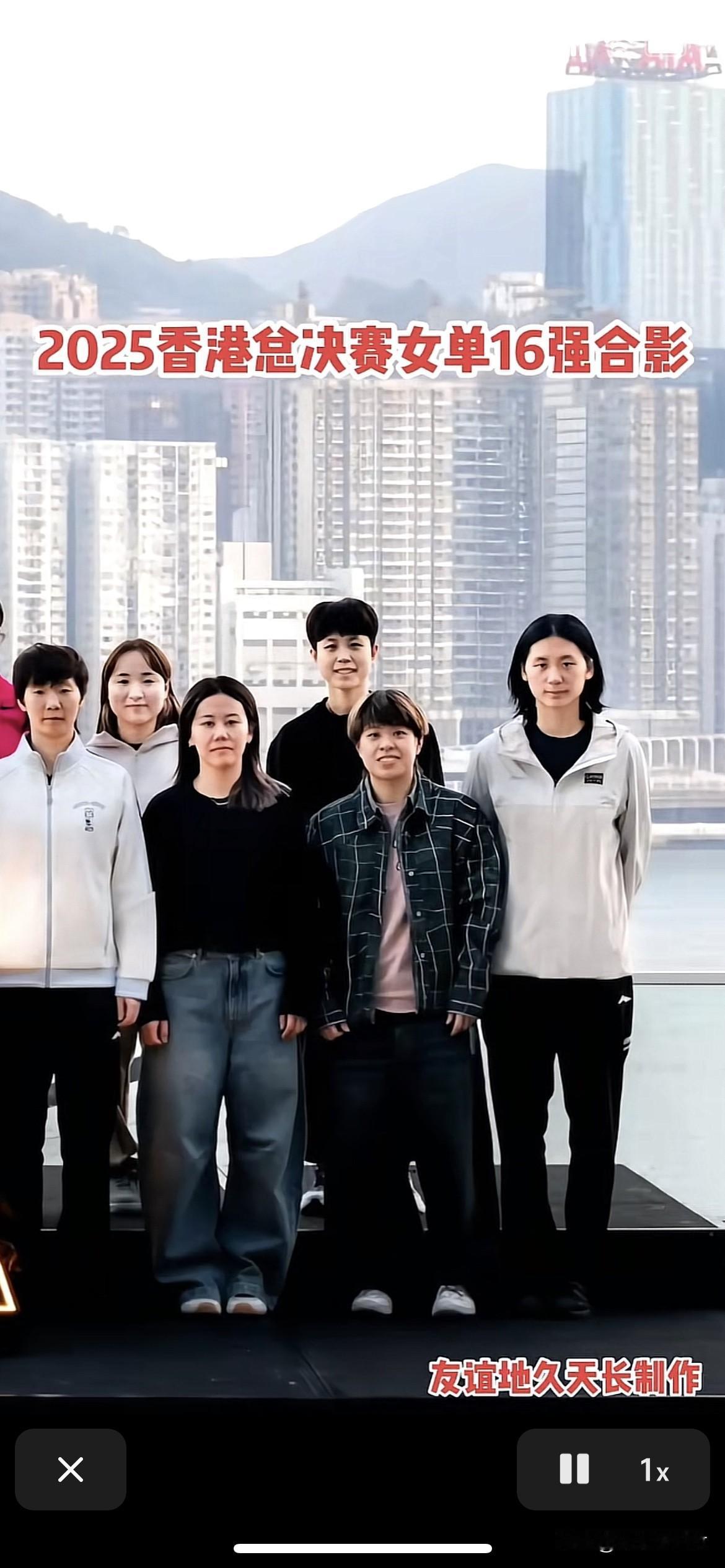 最喜欢看孙颖莎
世界上乒乓球打得最好的十六位姑娘
孙颖莎小小一只，很瘦。陈熠真的