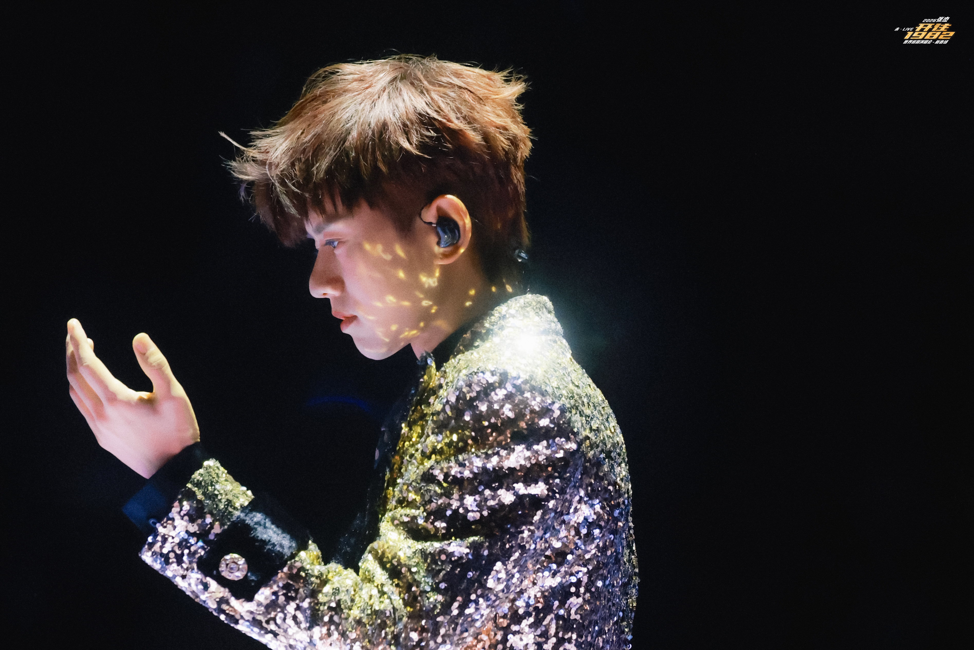 我嘞个张杰啊……配着这个光影