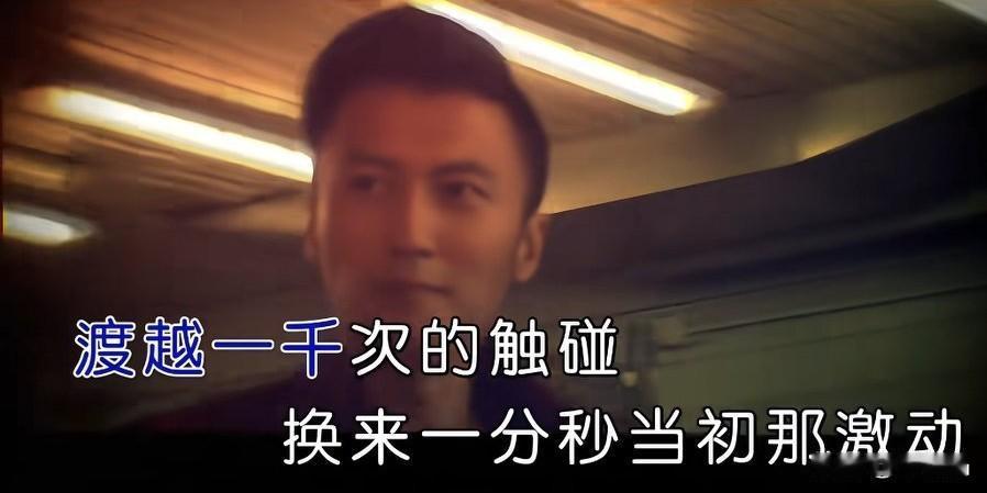 谢霆锋青岛演唱会私下路透能明显看出来：人瘦了很多、神色疲惫、话很少、整个人带着淡
