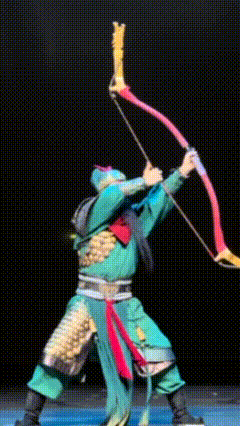 这样子拉弓会不会很危险[我想静静]