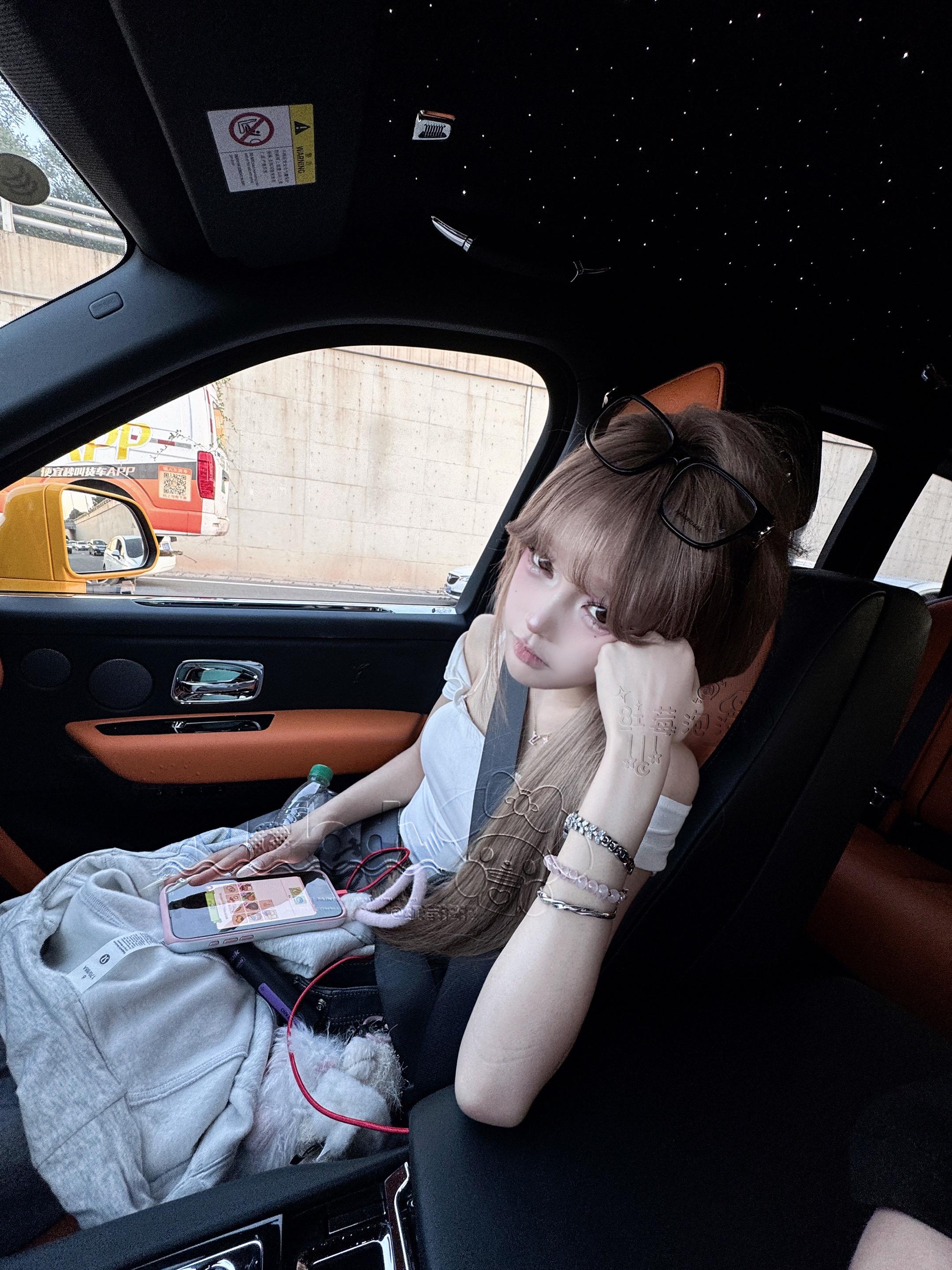 当你拿出手机记录我的时候 照片是美是丑在我心里早已轻如鸿毛