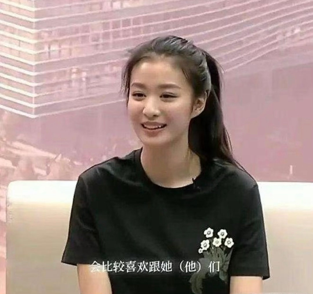 王楚然大一形体课越扒越有原来王楚然现实中长这样啊 