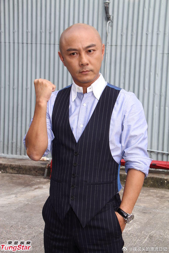 张卫健17岁酒吧卖唱养家 终于懂了为什么他总说"争气比什么都重要"，17岁就被生