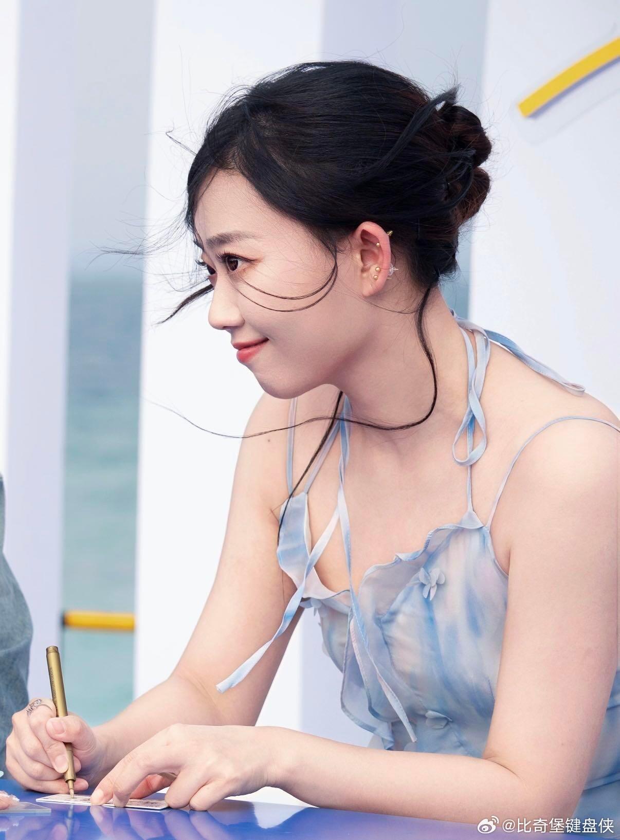 喜人的女性力量杀疯了 故事信箱让女性心声不再被忽略🌅，文字搭建温暖联结，每一次