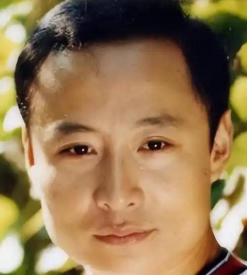 娱乐圈最颠覆认知的千古奇冤，足足瞒了31年！98版《水浒传》林冲扮演者周野芒，半