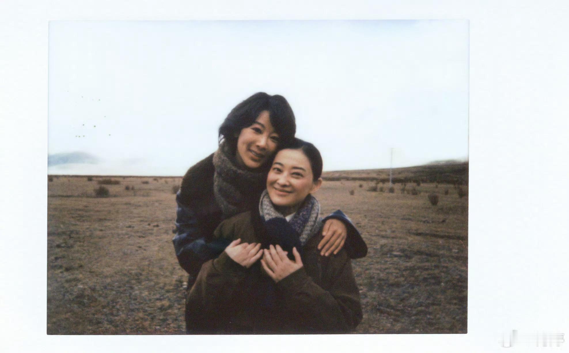 杨紫梅婷合照杨紫梅婷合照，这画面太美！《生命树》赶紧的，我已经搬好小板凳啦~ ​