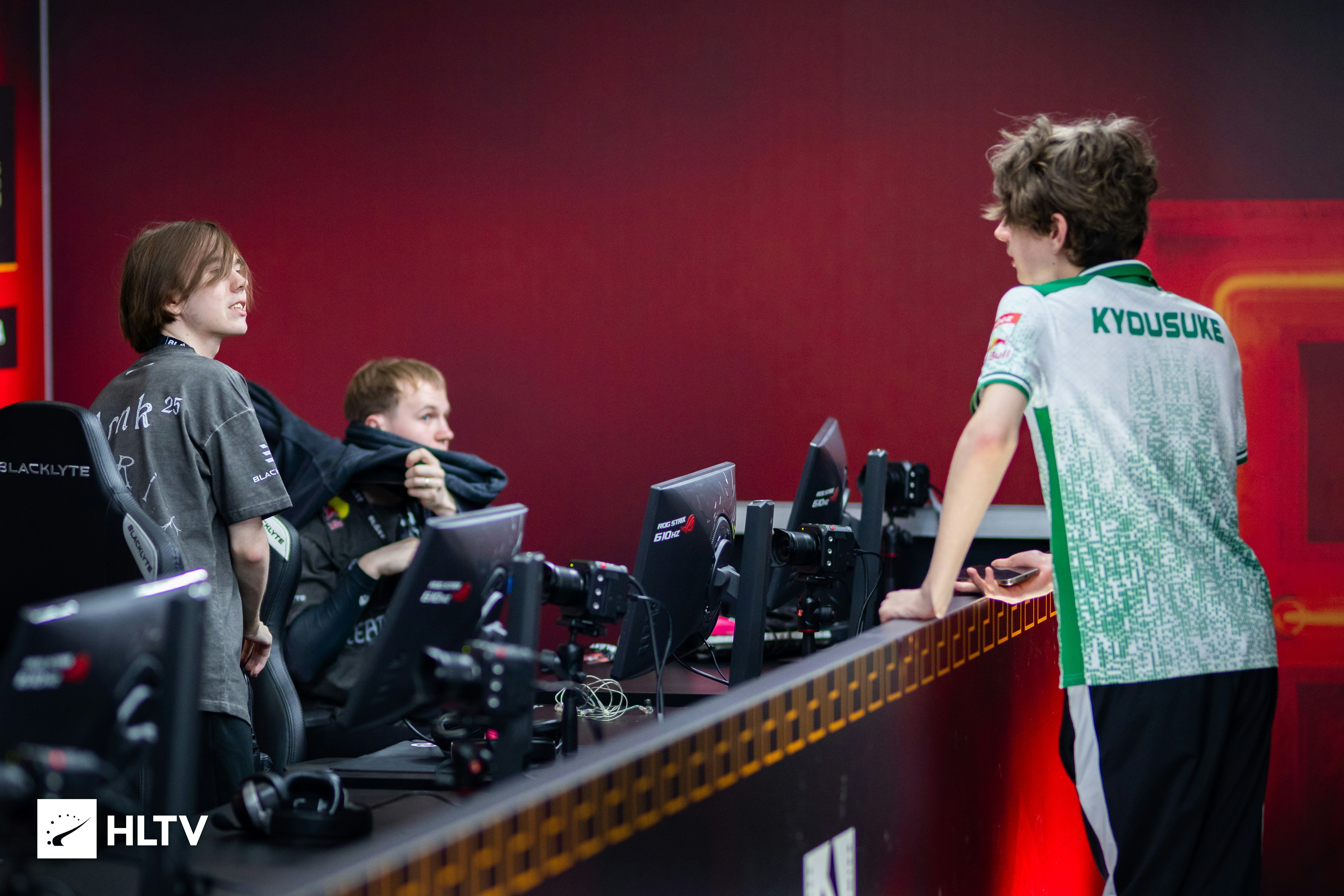 纯瞄准层面：🇷🇺kyousuke > 🇷🇺donk！🇬🇧Thorin