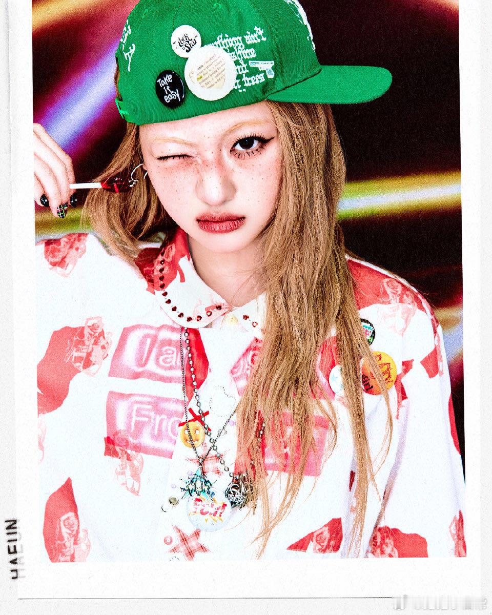 新生代女团天花板？罗夏恩女团UNCHILD公式照 风格强烈不走寻常路，鬼马反叛双