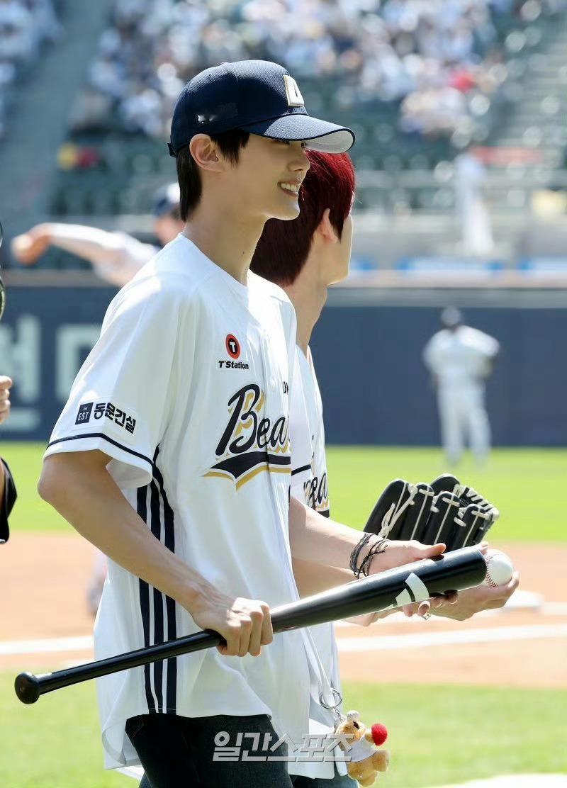 今天的金奎彬开球⚾新闻图，完美状态✨ 