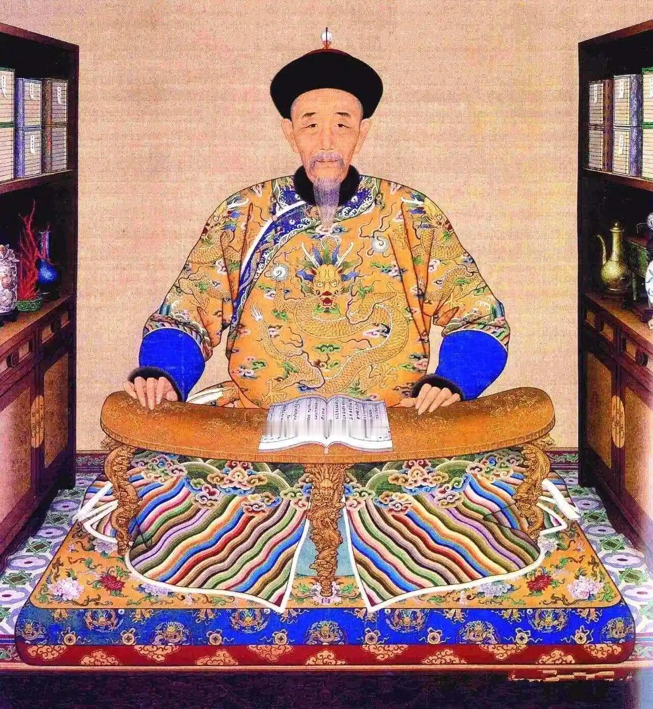 在康熙眼中，这人不是好官，但在江南百姓心中，他被视为再生父母

在康熙皇帝浩瀚如