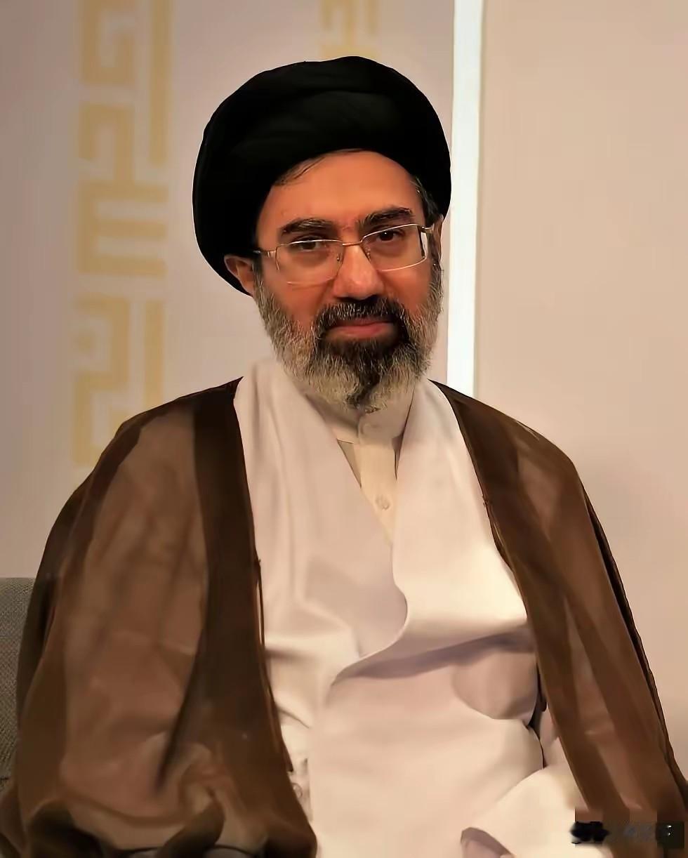 伊朗亮剑霍尔木兹海峡：不缴费，别想过！

据伊朗塔斯尼姆通讯社4月26日报道，伊