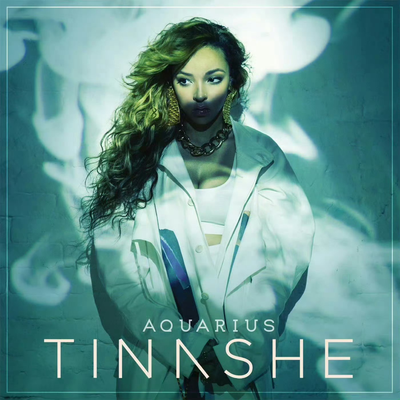 Tinashe[超话]  今天是 Tinashe 出道首张专辑《Aquarius