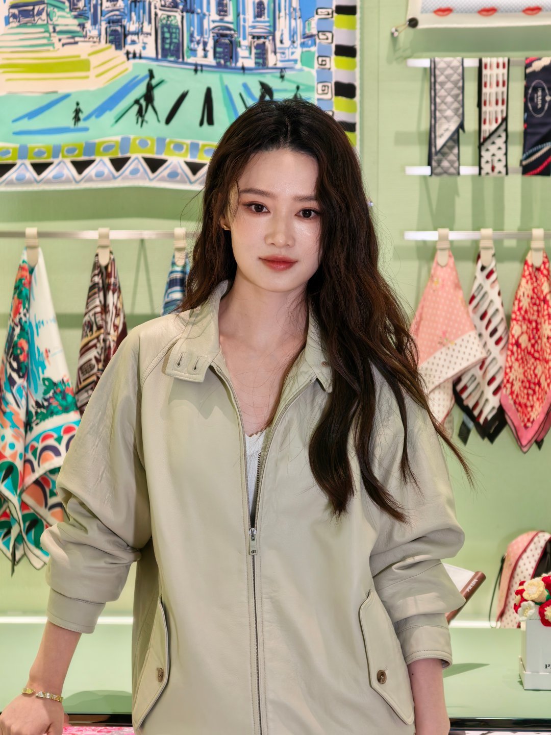 我不行了我女怎么瘦成麻杆了，但是穿搭好靓！图cr