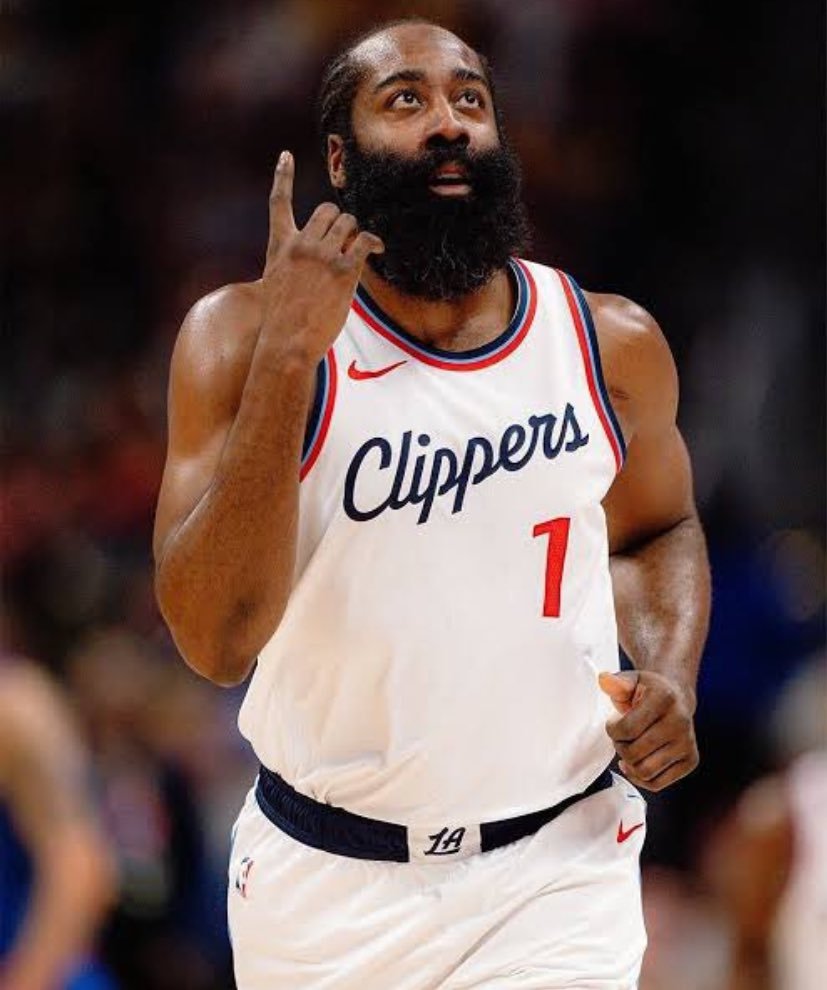 哪项统计数据不仅能准确反映詹姆斯·哈登的职业生涯长度，还能反映他的耐力？他是NB