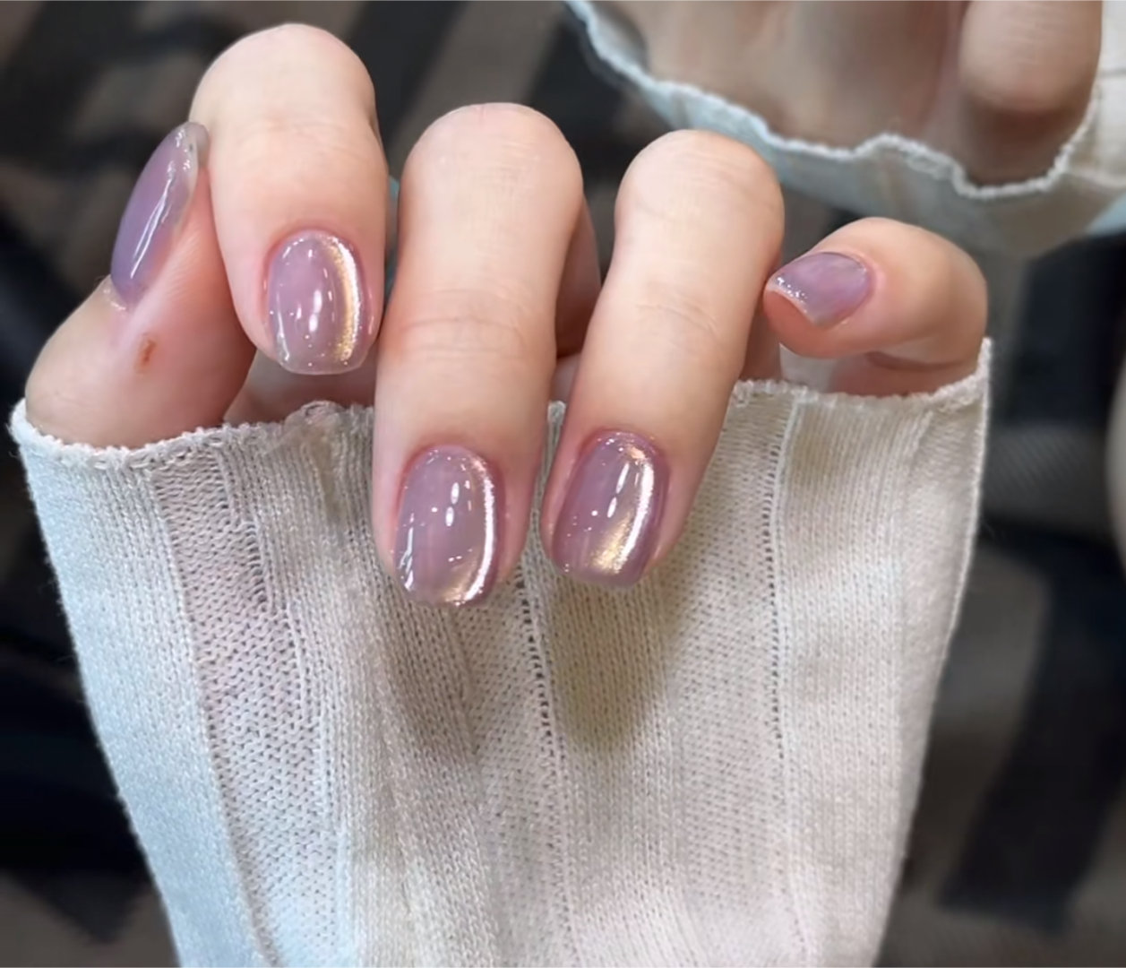 古早美甲这种好看吗？我还是喜欢猫眼的那种！ 