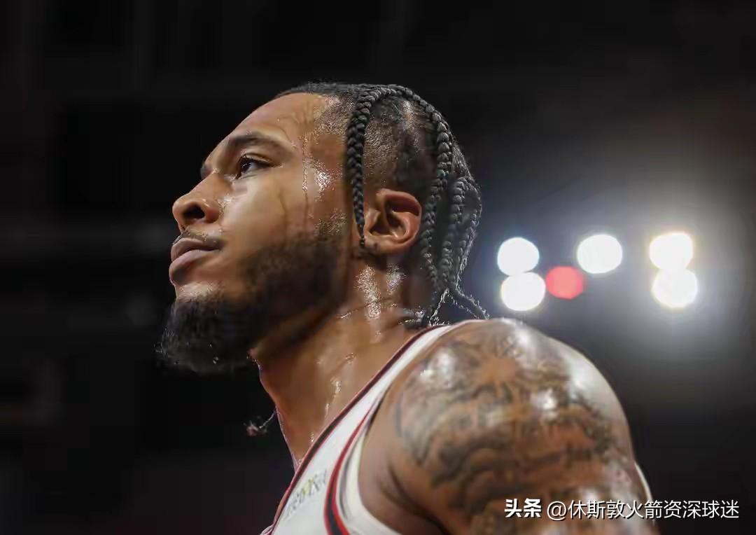 惠特摩尔肠子都悔青了，早知道让自己打大前锋位置就不去奇才了！