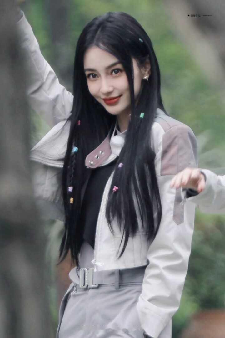 angelababy angelababy 一万份的欢喜，每一份都与你有关，世界