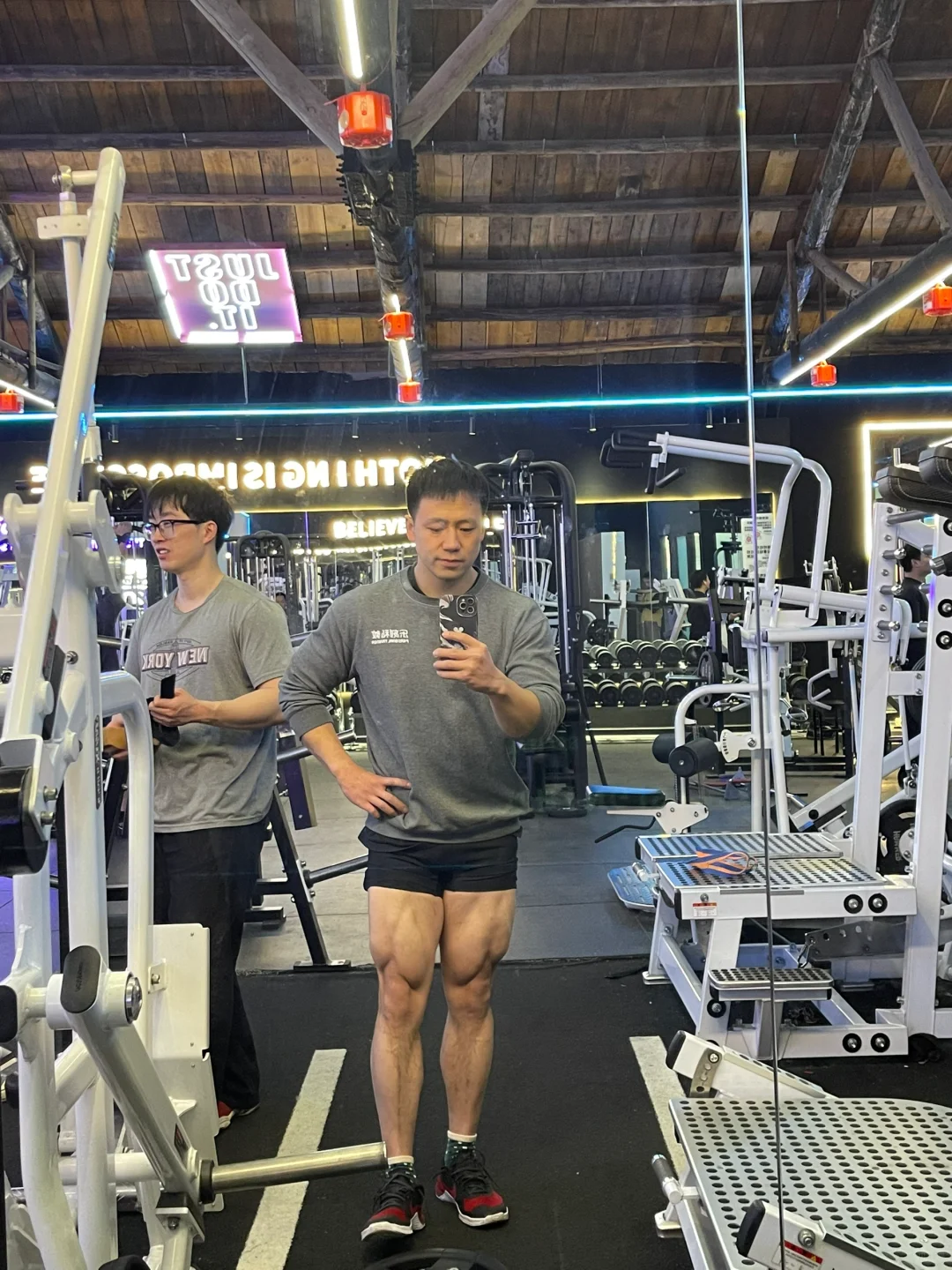 为什么健身房不开空调🤪练完了腿都没出汗