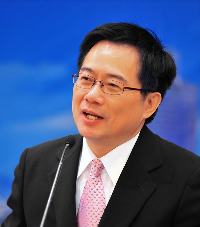 蔡正元说：“大陆对台动不动武不用猜，
100%不会！只需要看一指标，大陆有没有把