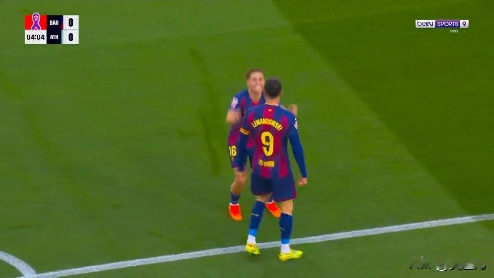 巴萨4比0大胜毕尔巴鄂竞技，莱万破门费兰双响
巴萨4比0大胜毕尔巴鄂竞技，莱万破