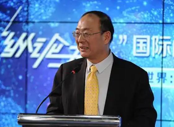 金灿荣教授：美国在逼中国下狠手！

针对巴拿马最高法院宣布的裁决结果，香港长江和